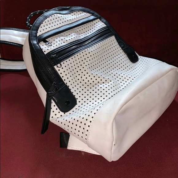 Target A NEW DAY backpack - Picture 3 of 6